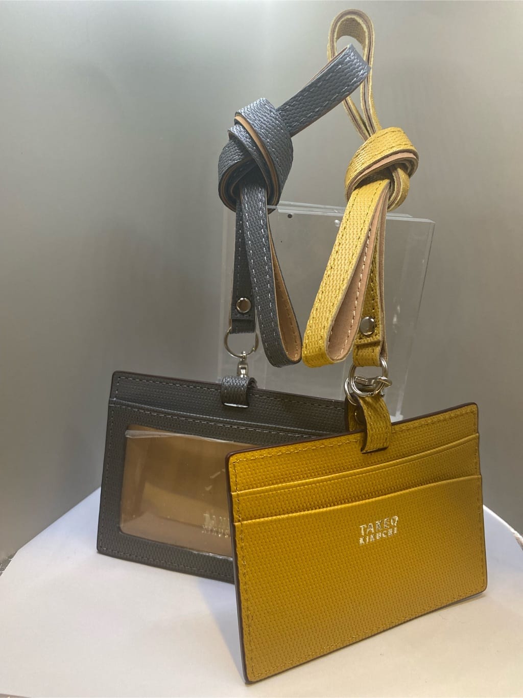 リュウネットさんの「TAKEO KIKUCHI｜【ソフト＆ナチュラル】ミニメッシュ レザー IDカードホルダー」を使ったコーディネート