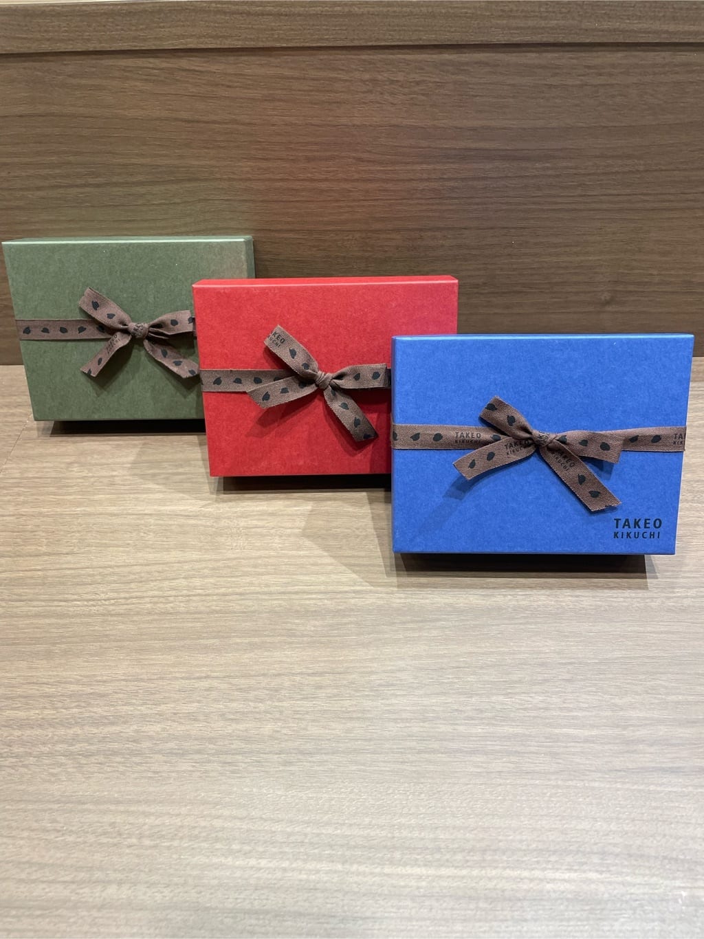 コウノ モトヤさんの「TAKEO KIKUCHI｜【GIFT】レザーメッシュベルト」を使ったコーディネート