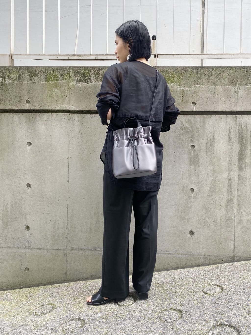 Uさんの「HIROKO HAYASHI｜LUINI SATINE（ルイーニ サティーネ）ショルダーバッグ」を使ったコーディネート