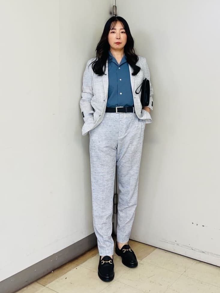 iwさんの「TAKEO KIKUCHI｜【尾州織】リネンブレンド メッシュ ジャケット」を使ったコーディネート