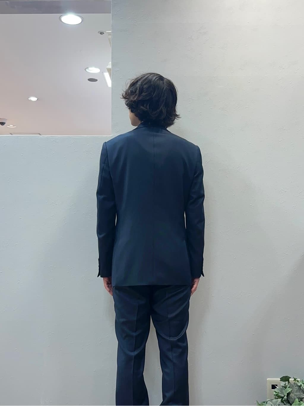 Uさんの「TAKEO KIKUCHI｜【Three by Three】シャイニーシャークピンヘッド スーツ/3ピース対応可」を使ったコーディネート