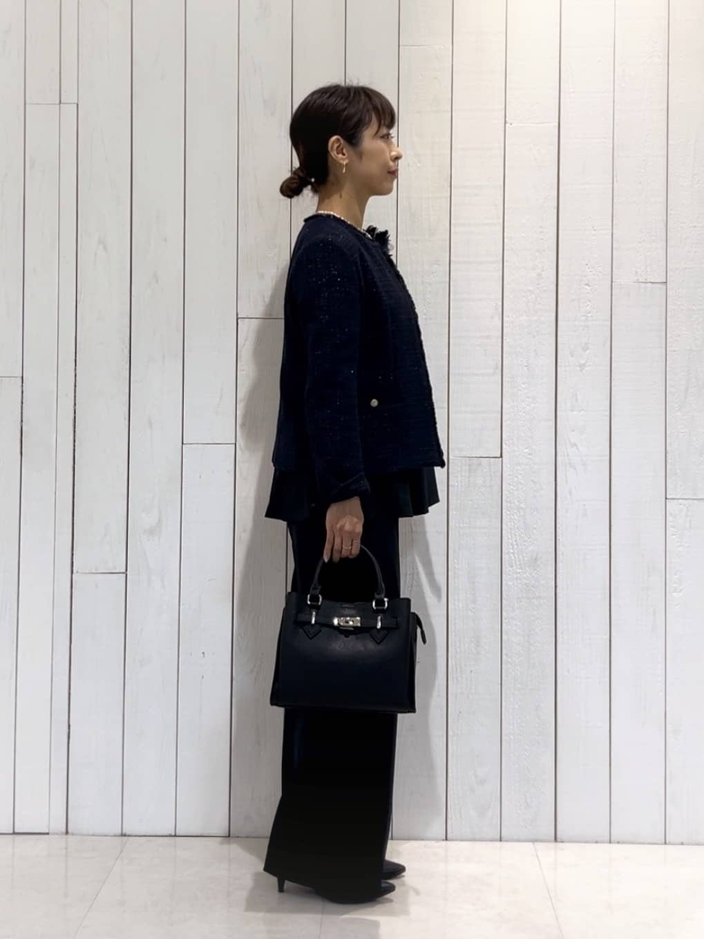 𝑹𝑶𝑴𝑰さんの「INDIVI｜【洗える／SETUP可能／セレモニー】ペプラムブラウス」を使ったコーディネート