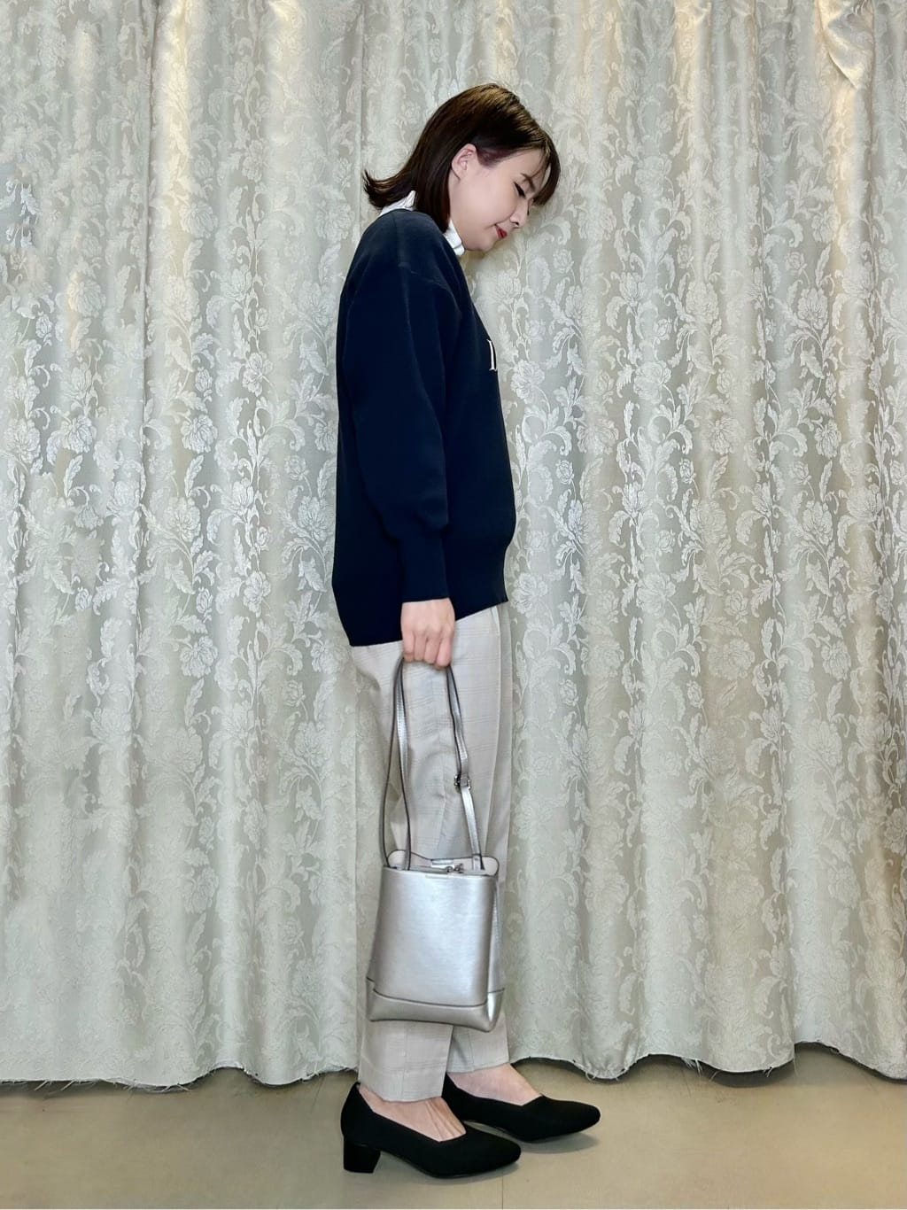 ネリさんの「SHOO･LA･RUE｜【洗える/SS-3L】すっきりキレイにかっこよく 大人のテーパードパンツ」を使ったコーディネート