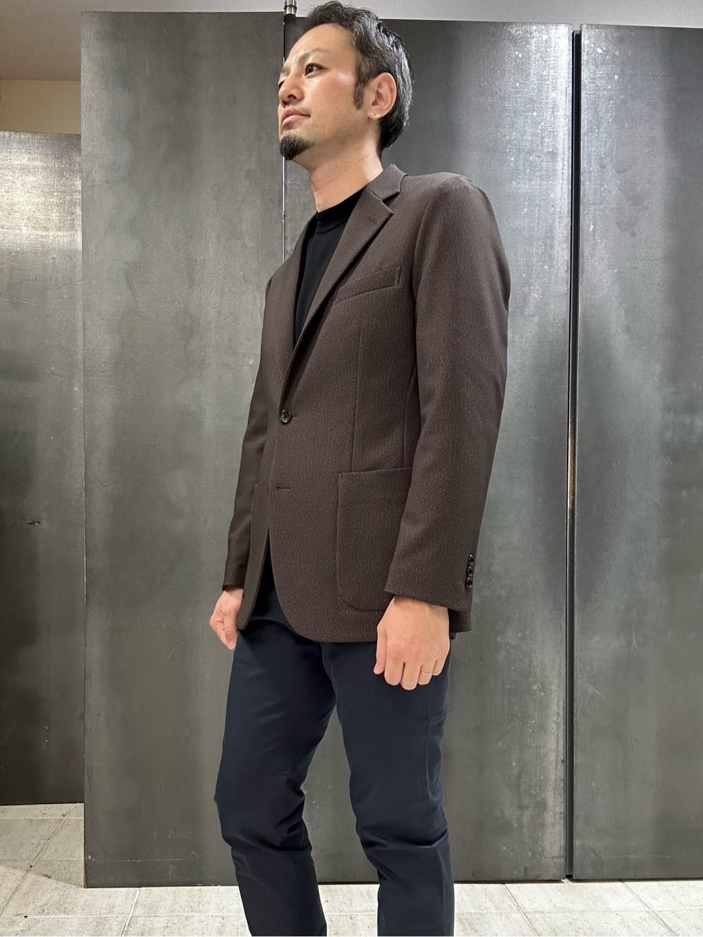 coheyさんの「TAKEO KIKUCHI｜【全7サイズ&times;8色展開！】トップマルチヘリンボン パンツ」を使ったコーディネート