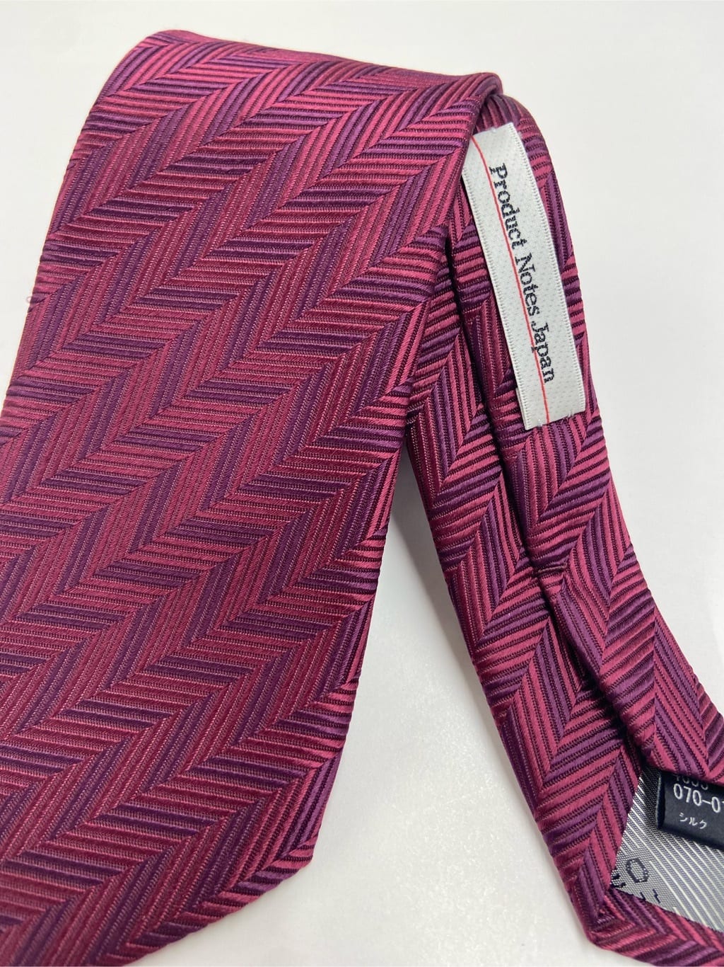 かたやまさんの「TAKEO KIKUCHI｜【Made in JAPAN】矢絣（やがすり）シルクネクタイ」を使ったコーディネート