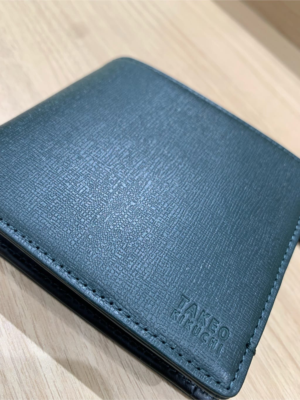 よぴさんの「TAKEO KIKUCHI｜配色型押しレザー 長財布」を使ったコーディネート