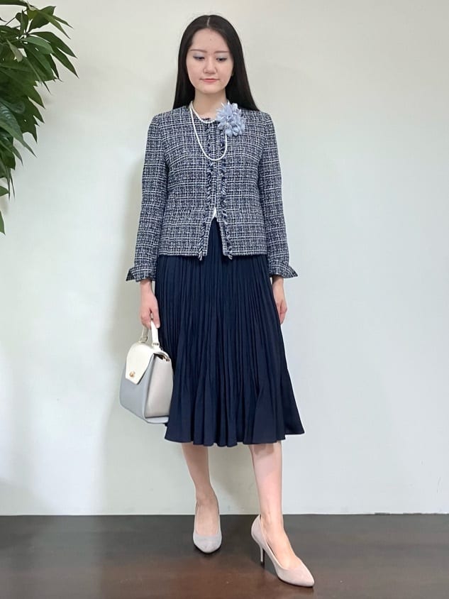 カレンさんの「UNTITLED｜【追加/日本製】ブーケフラワーコサージュ」を使ったコーディネート