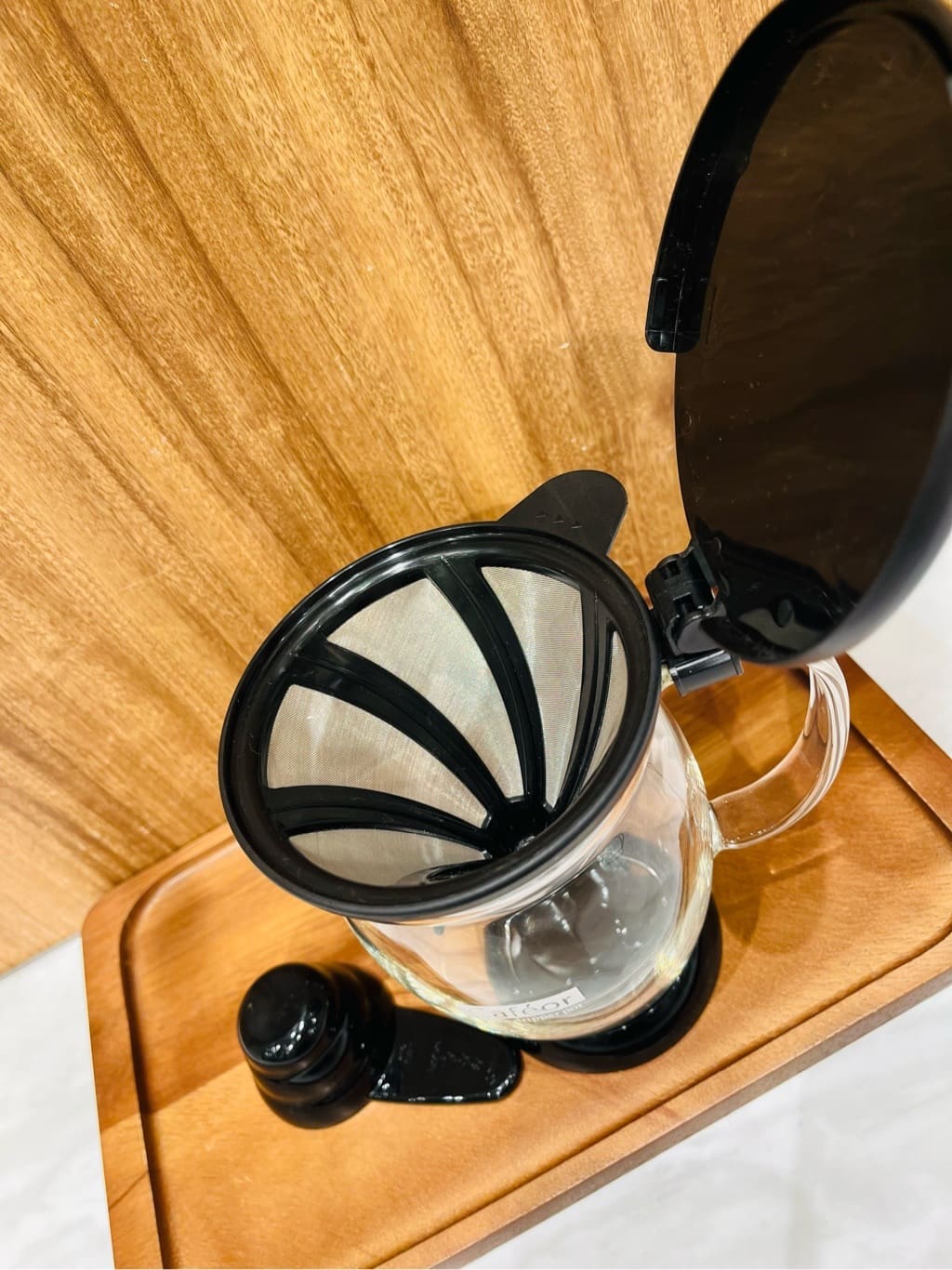 トミーさんの「212 KITCHEN STORE｜ドリッパーポット カフェオール CFO-2B ＜HARIO ハリオ＞」を使ったコーディネート