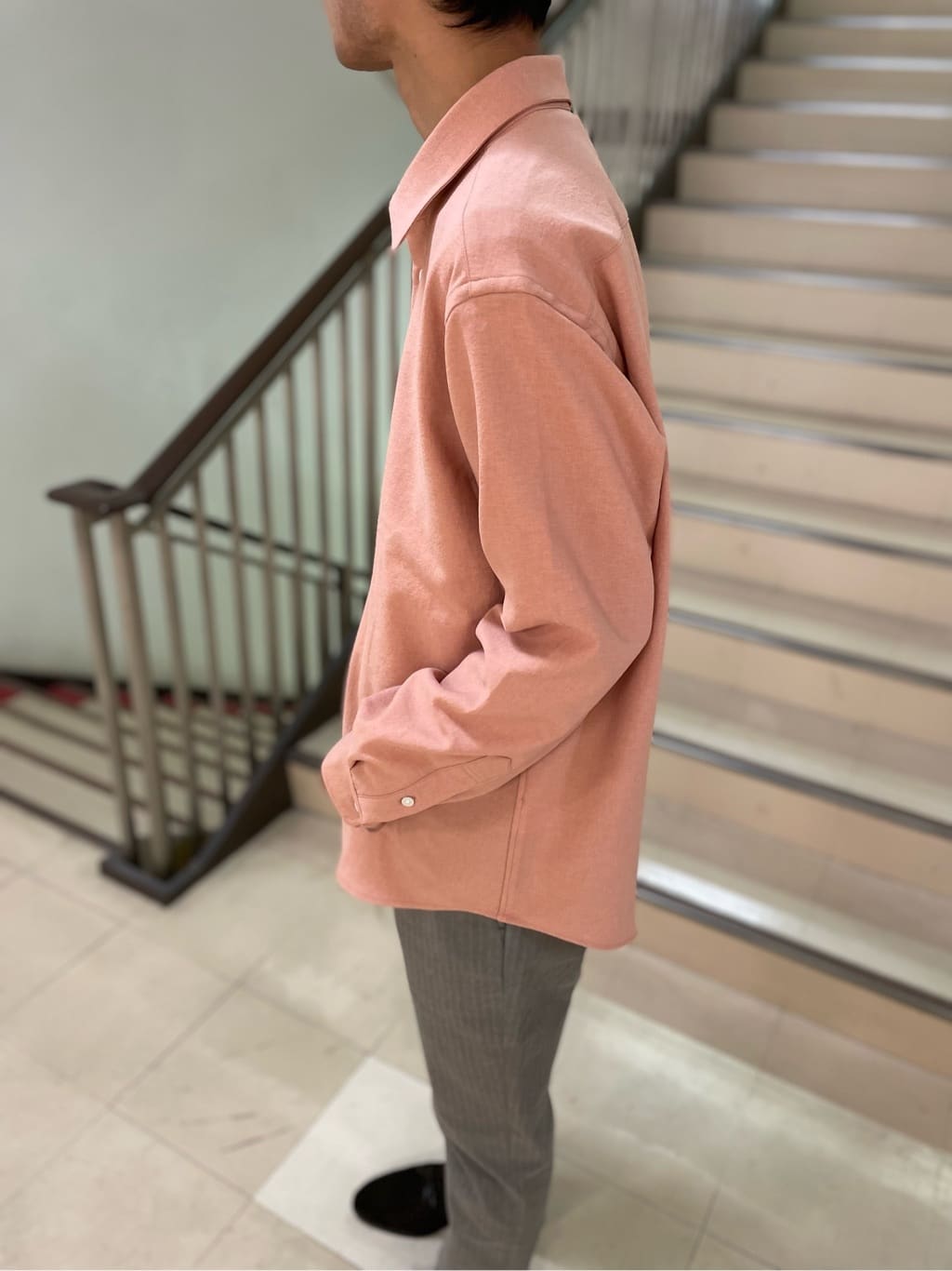 Okdさんの「TAKEO KIKUCHI｜【Made in JAPAN】播州織 ヘリンボン ストレート パンツ」を使ったコーディネート