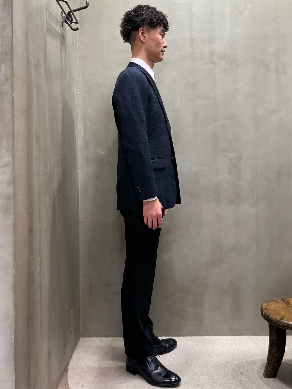 mutoさんの「TAKEO KIKUCHI｜【Made in JAPAN】ブロード レギュラーカラー ドレスシャツ」を使ったコーディネート