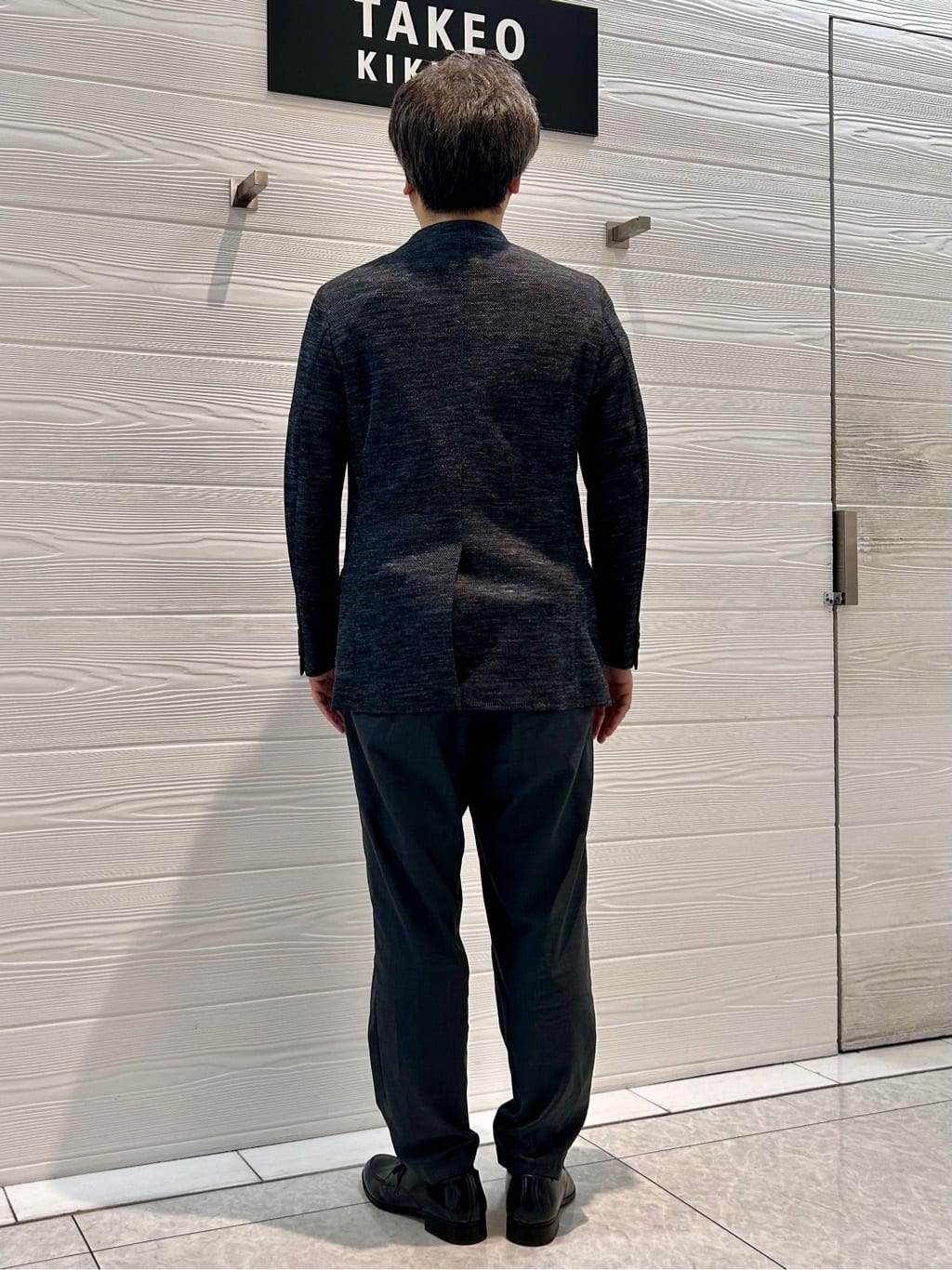 すーさんの「TAKEO KIKUCHI｜【抗菌防臭／5サイズ展開】ハイゲージポンチ Tシャツ」を使ったコーディネート