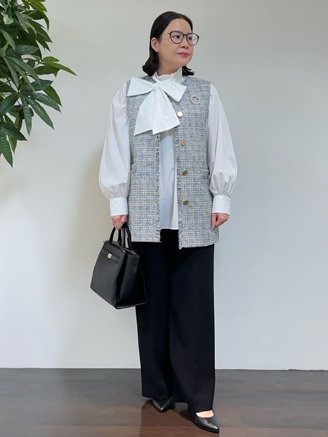 Asamiさんの「UNTITLED｜【追加/日本製】ブーケフラワーコサージュ」を使ったコーディネート