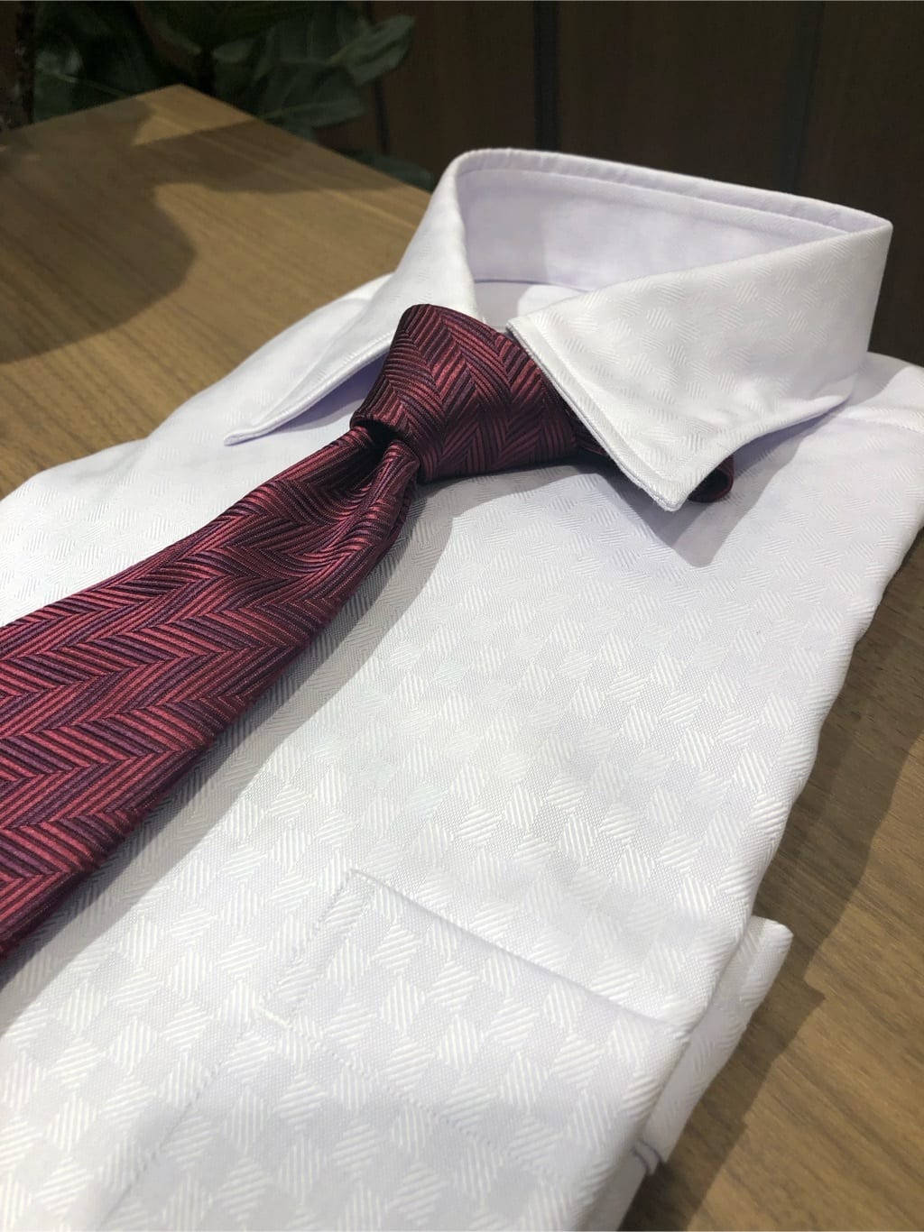 KAさんの「TAKEO KIKUCHI｜【Made in JAPAN】矢絣（やがすり）シルクネクタイ」を使ったコーディネート