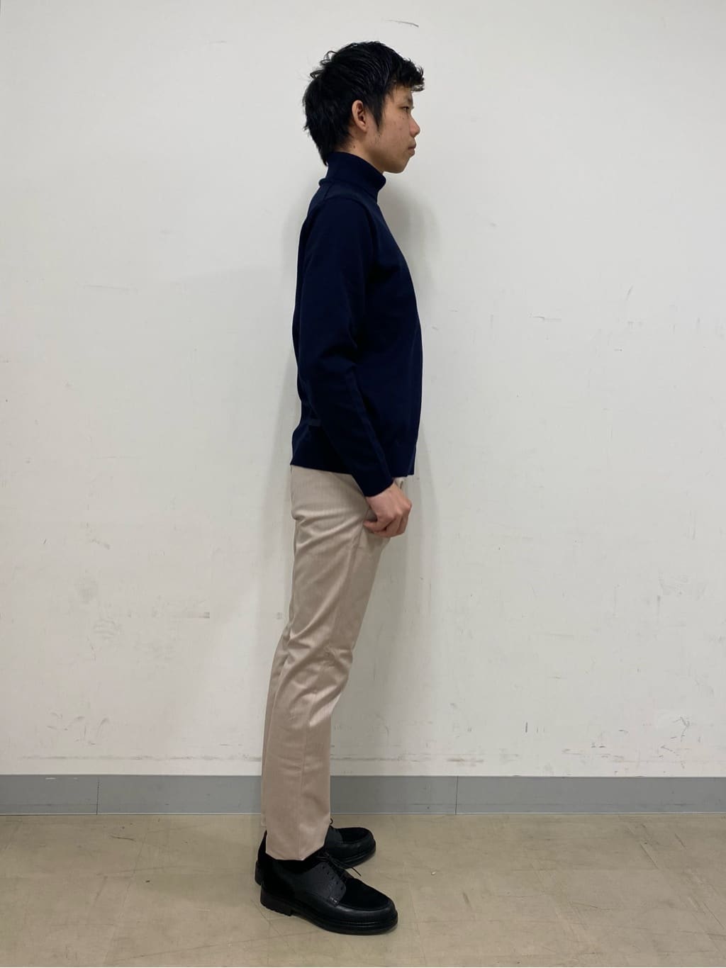 shoumaさんの「TAKEO KIKUCHI｜【全7サイズ&times;8色展開！】トップマルチヘリンボン パンツ」を使ったコーディネート