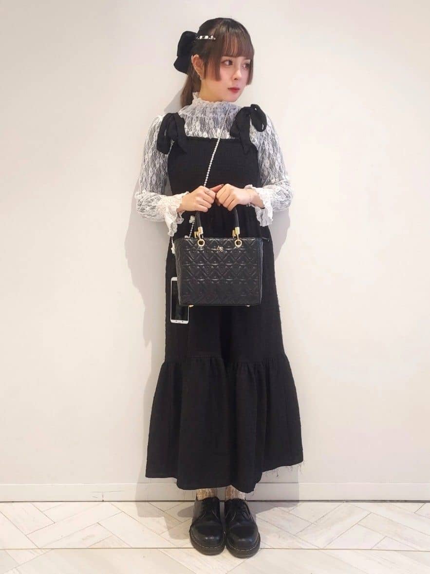 HUANG WEI HSUANさんの「ESPERANZA｜」を使ったコーディネート