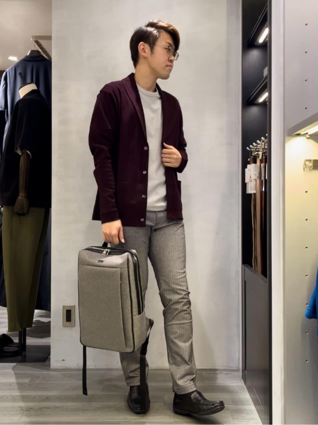 ジュンさんの「TAKEO KIKUCHI｜【Made in JAPAN】播州織 ヘリンボン ストレート パンツ」を使ったコーディネート
