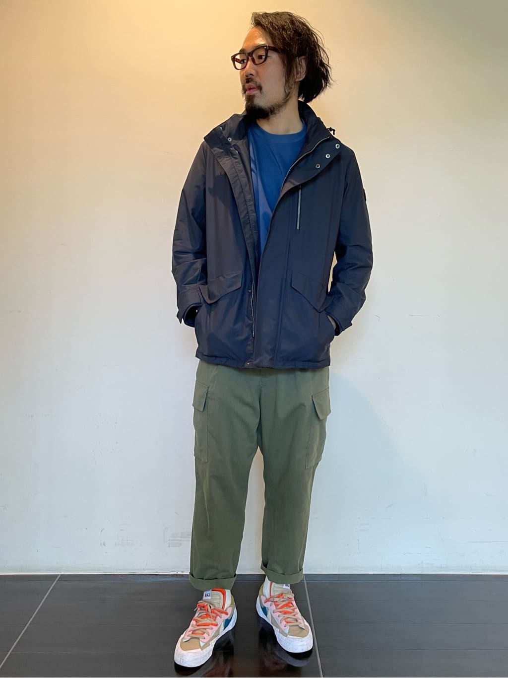 Uさんの「TAKEO KIKUCHI｜【3WAY／撥水】ドビーメモリー ダウンライナーブルゾン」を使ったコーディネート