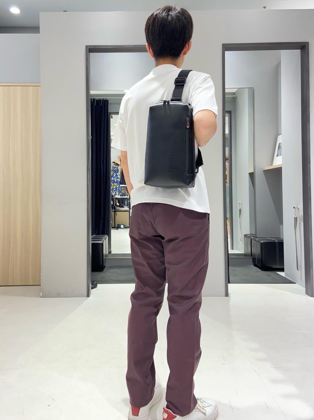 わいずみさんの「TAKEO KIKUCHI｜【全7サイズ&times;8色展開！】トップマルチヘリンボン パンツ」を使ったコーディネート