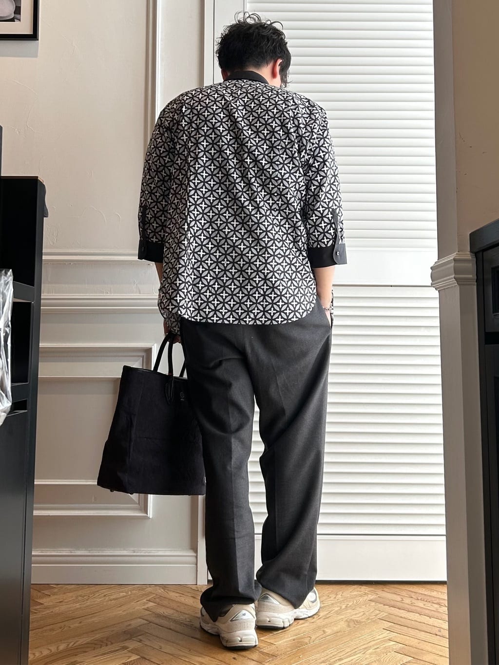須田　慎二郎さんの「DRESSTERIOR｜」を使ったコーディネート