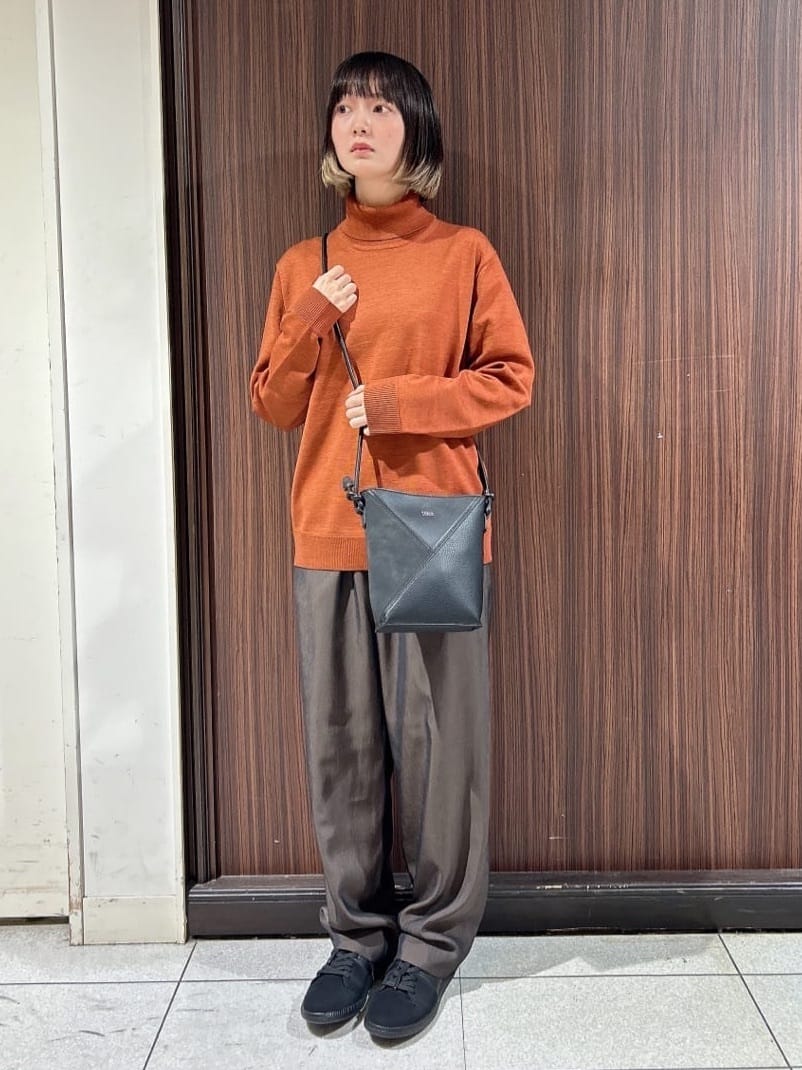 さやさんの「TAKEO KIKUCHI｜【DOWN FABRIC】ダウンファブリック スタンドカラーブルゾン」を使ったコーディネート