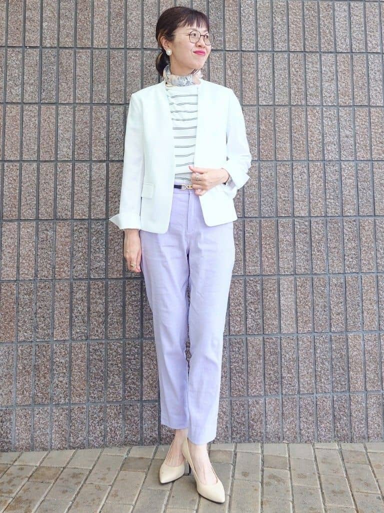 MUTSUKOさんの「UNTITLED｜【手洗い／88cm正方形】エンブレムプリントスカーフ」を使ったコーディネート