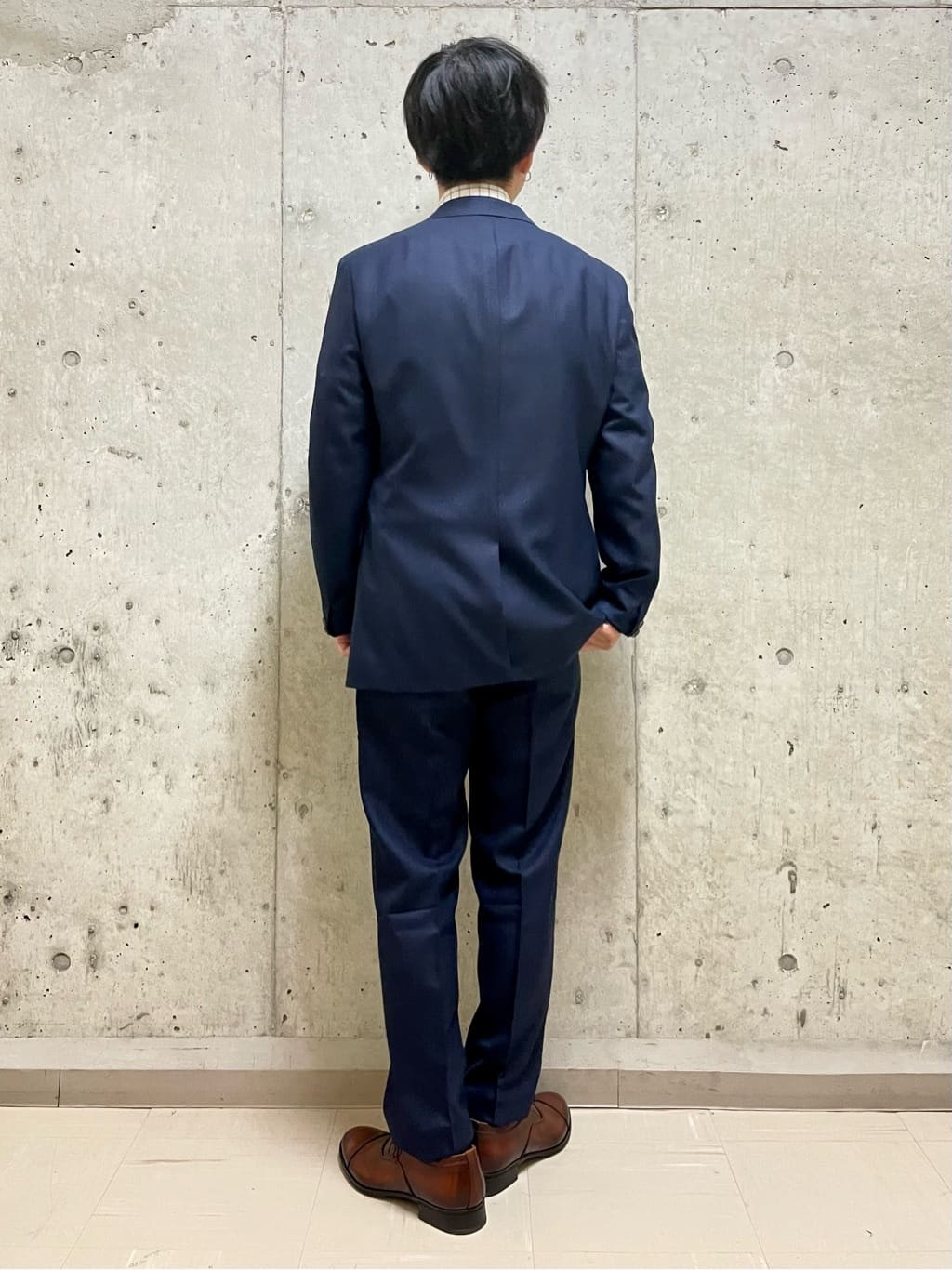 すずきさんの「TAKEO KIKUCHI｜シャイニー ウインドウペン パンツ」を使ったコーディネート