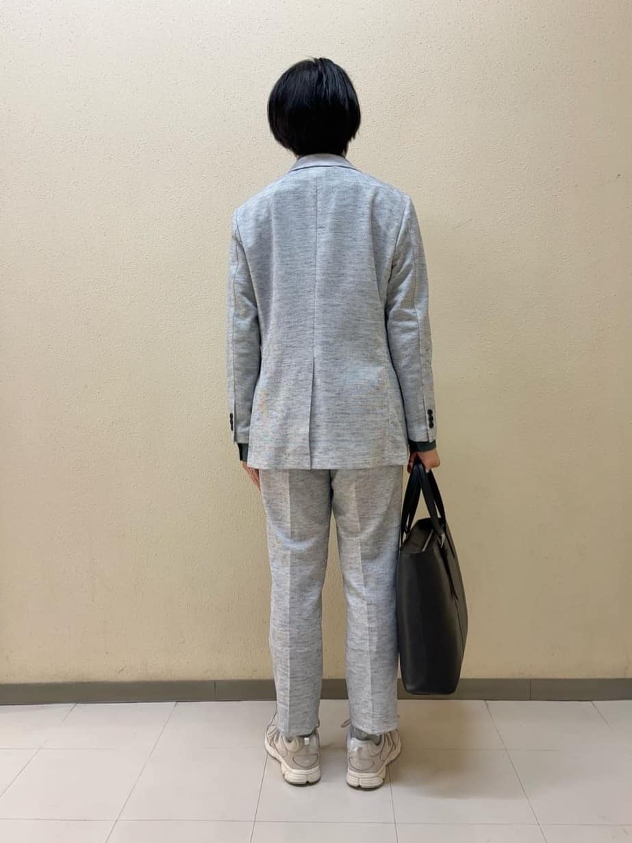 及川さんの「TAKEO KIKUCHI｜【尾州織】リネンブレンド メッシュ ジャケット」を使ったコーディネート