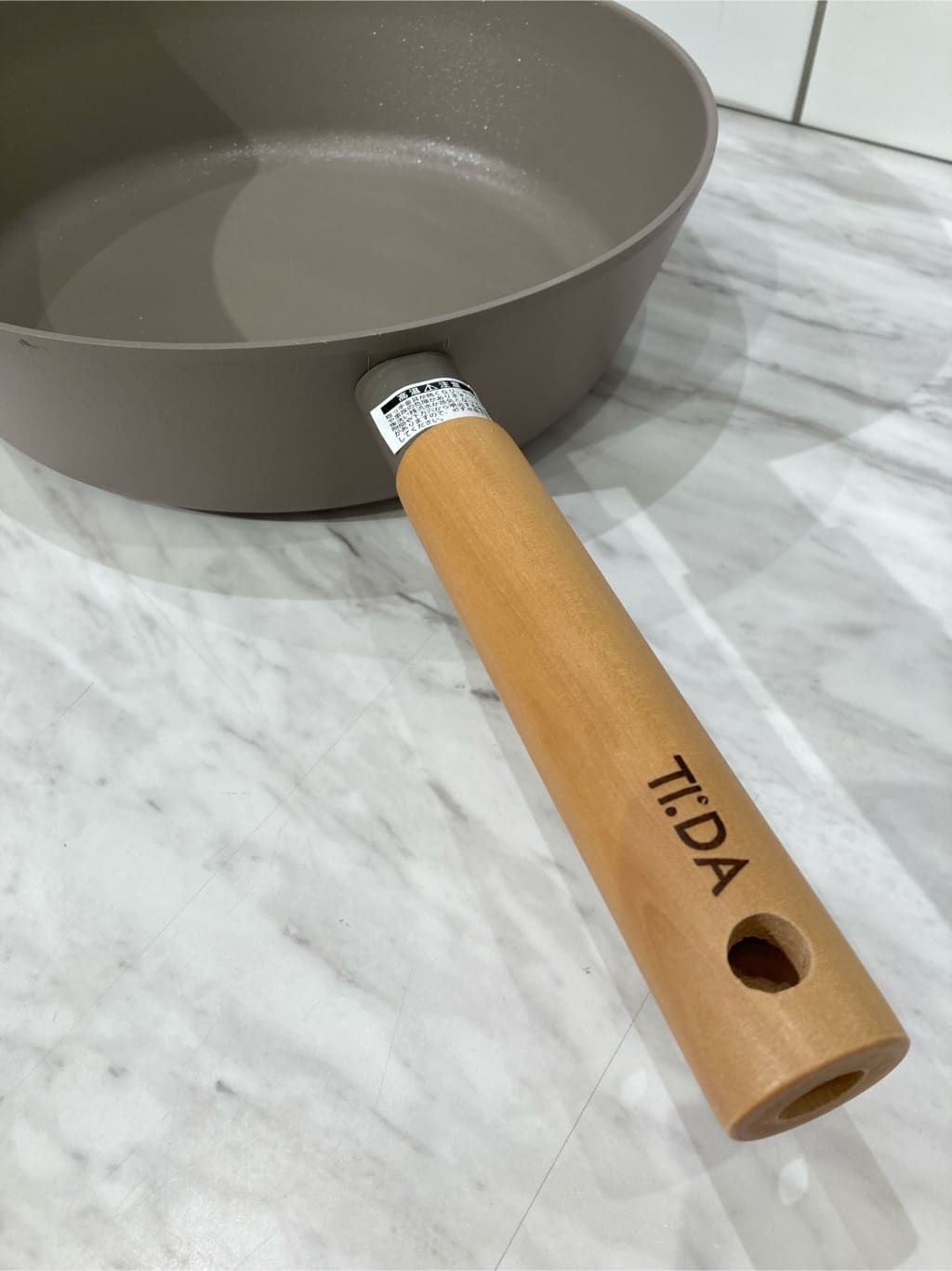 kuuuちゃんさんの「212 KITCHEN STORE｜チタン＆ダイヤモンドＷコーティング フライパン24cm GY ＜TI：DA ティーダ＞」を使ったコーディネート