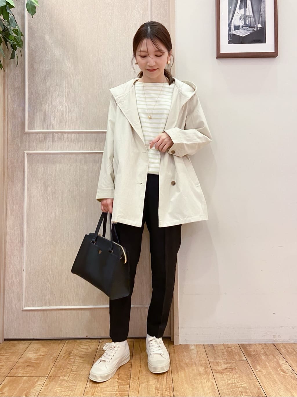 なみさんの「SHOO･LA･RUE｜【洗える/SS-3L】すっきりキレイにかっこよく 大人のテーパードパンツ」を使ったコーディネート
