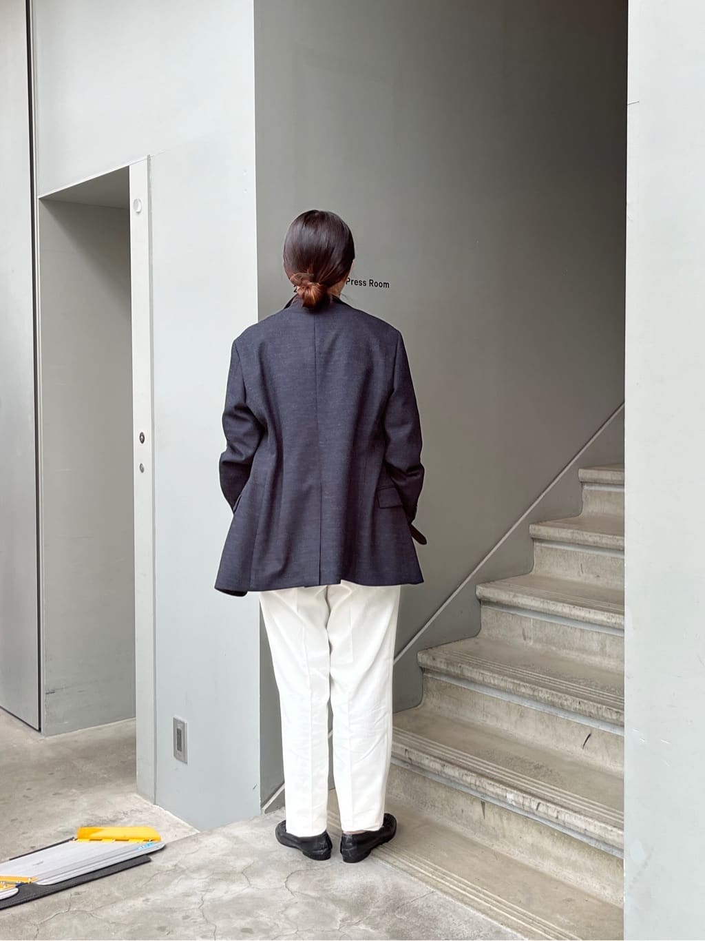 神野（jinno）さんの「TAKEO KIKUCHI｜【尾州織】リネンブレンド メッシュ ジャケット」を使ったコーディネート