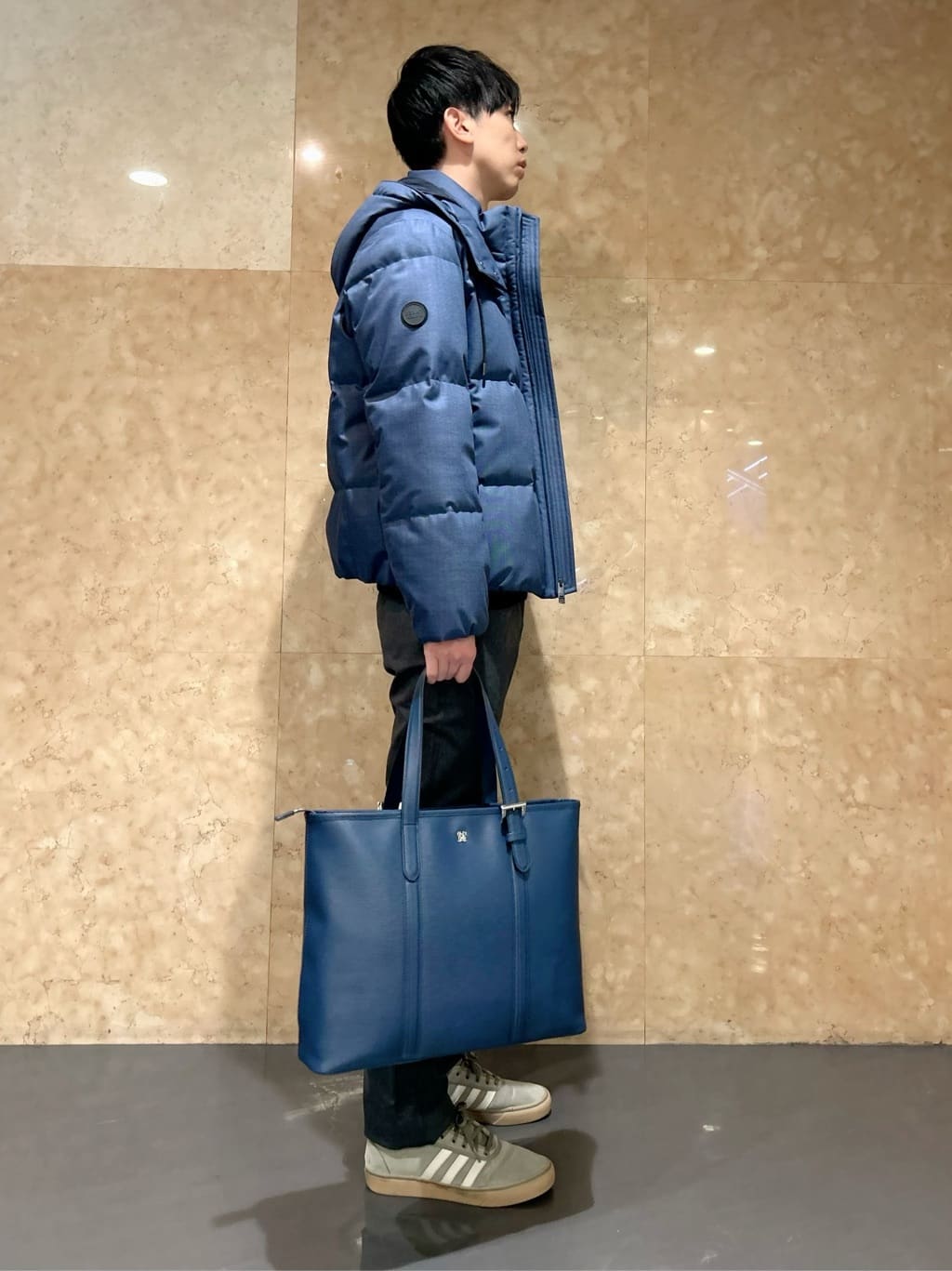 DDDさんの「TAKEO KIKUCHI｜【全7サイズ&times;8色展開！】トップマルチヘリンボン パンツ」を使ったコーディネート