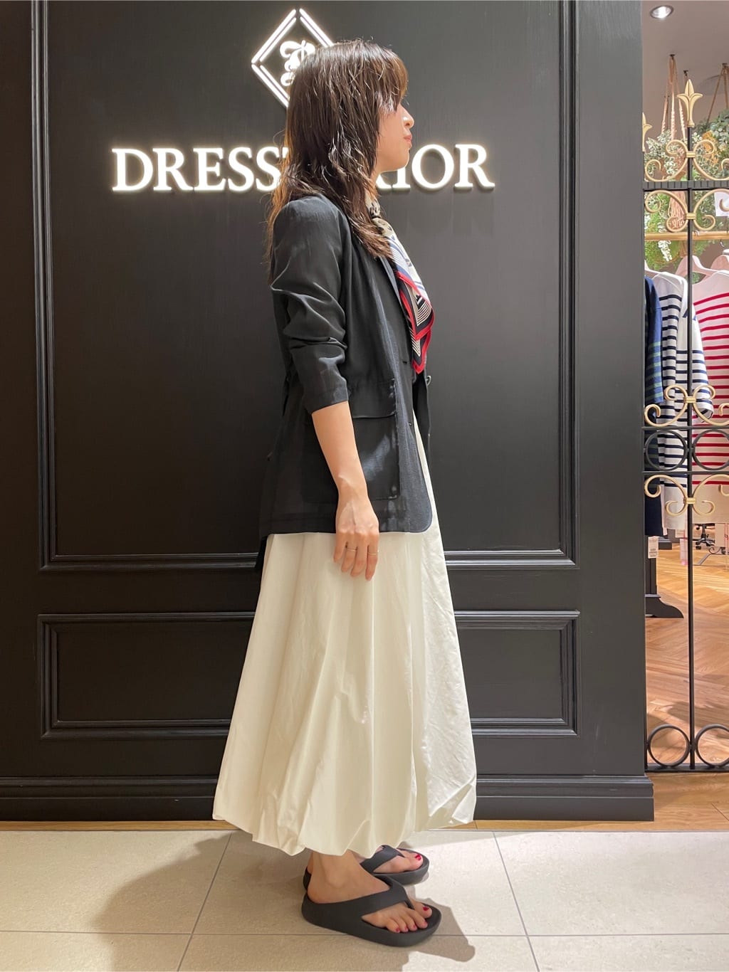 Karinさんの「DRESSTERIOR｜【STORY11月号掲載】レオパードシルクスカーフ」を使ったコーディネート