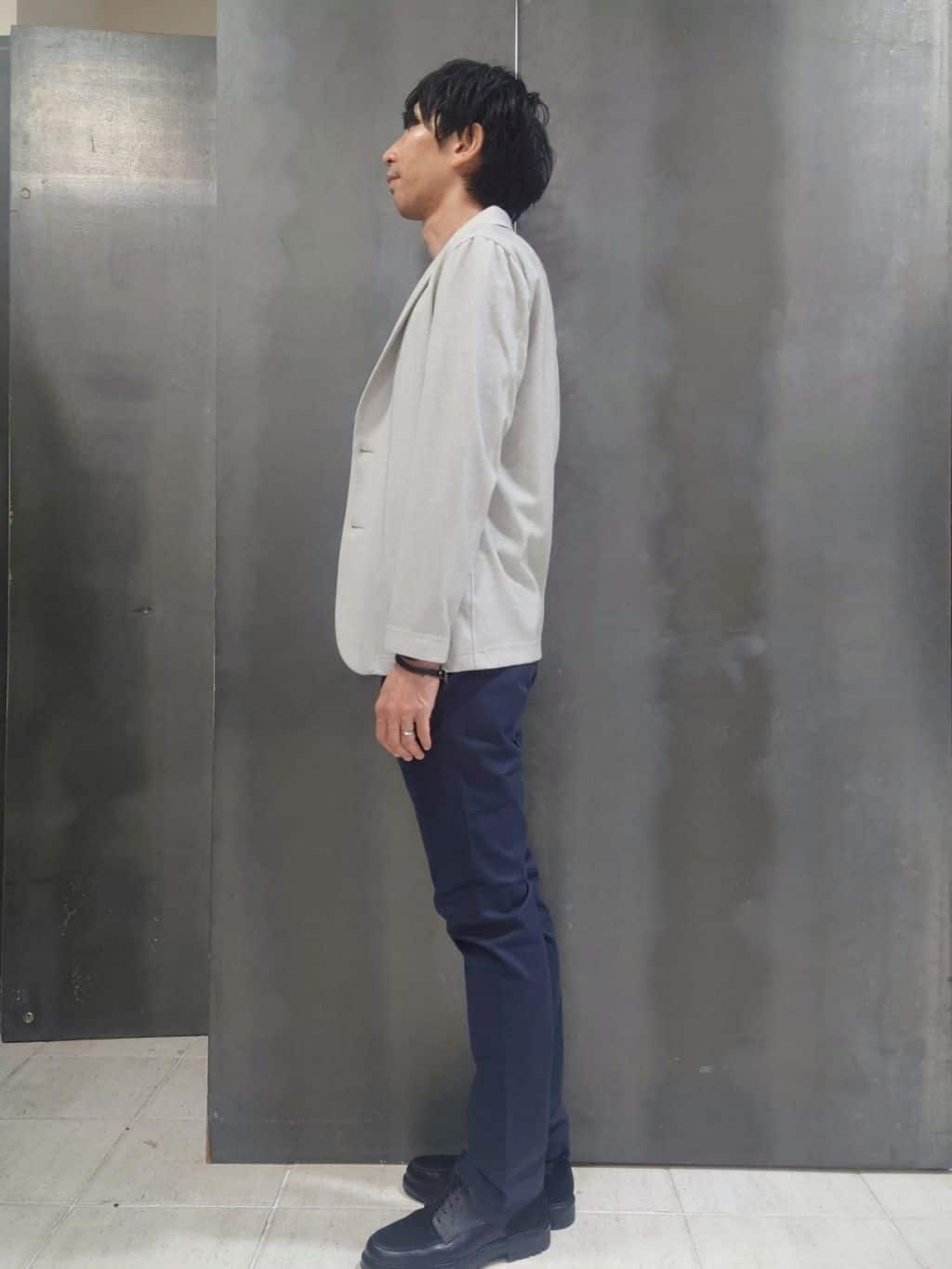 kawamuさんの「TAKEO KIKUCHI｜【全7サイズ&times;8色展開！】トップマルチヘリンボン パンツ」を使ったコーディネート