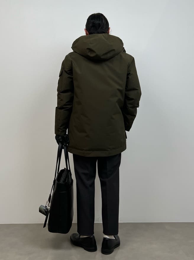 川口(髭長髪)さんの「TAKEO KIKUCHI｜コインローファー」を使ったコーディネート