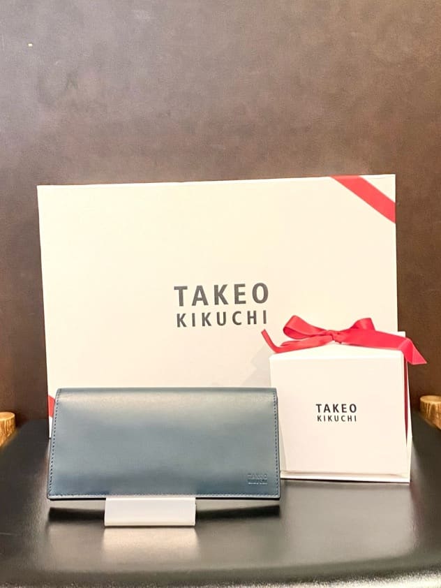 かわぴーさんの「TAKEO KIKUCHI｜アンティーク調レザー 2つ折り長財布」を使ったコーディネート