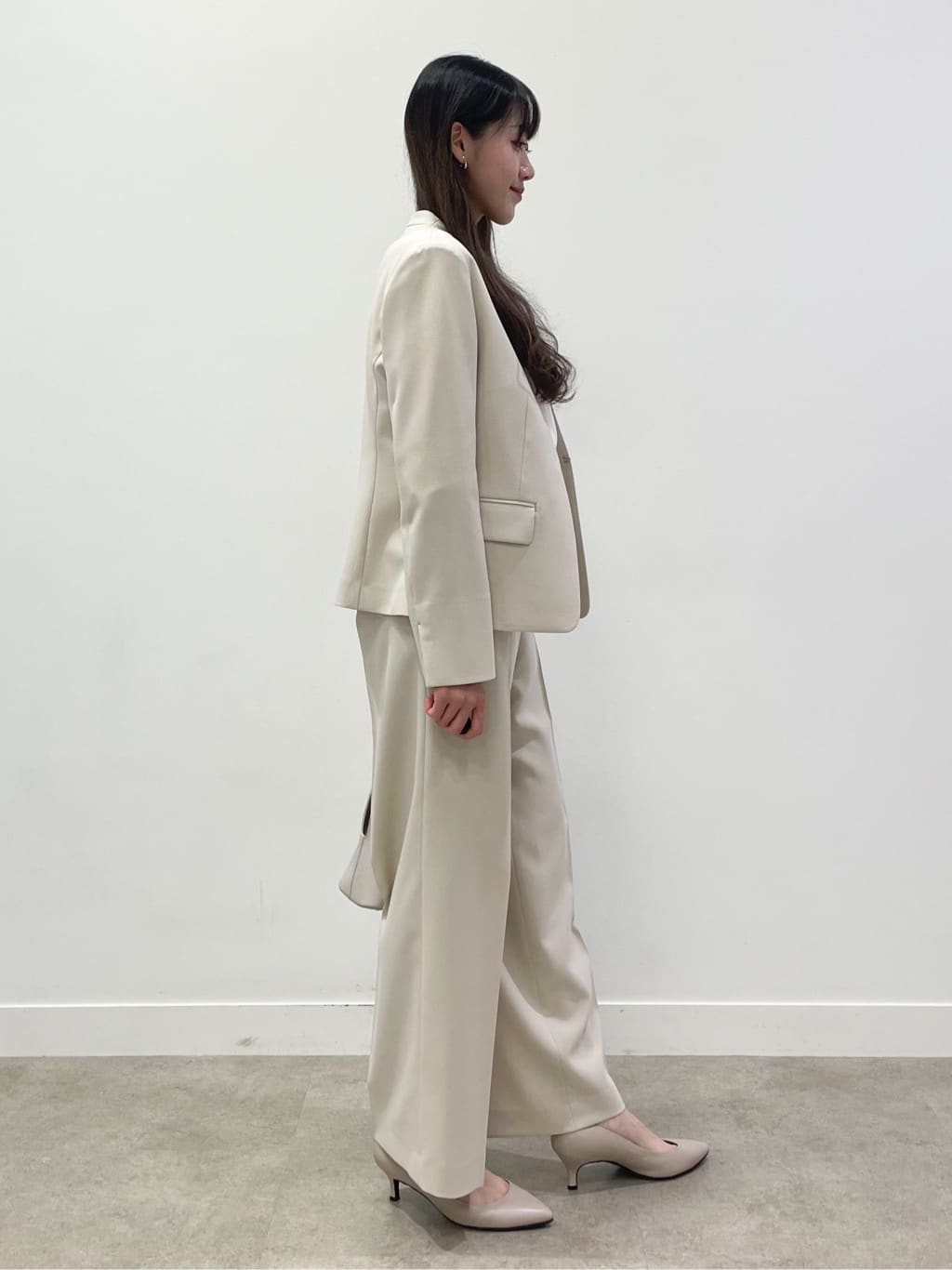 kaaiさんの「UNTITLED｜【日本製・本革】Comfit Dresser Pumps（コンフィットドレッサーパンプス）」を使ったコーディネート