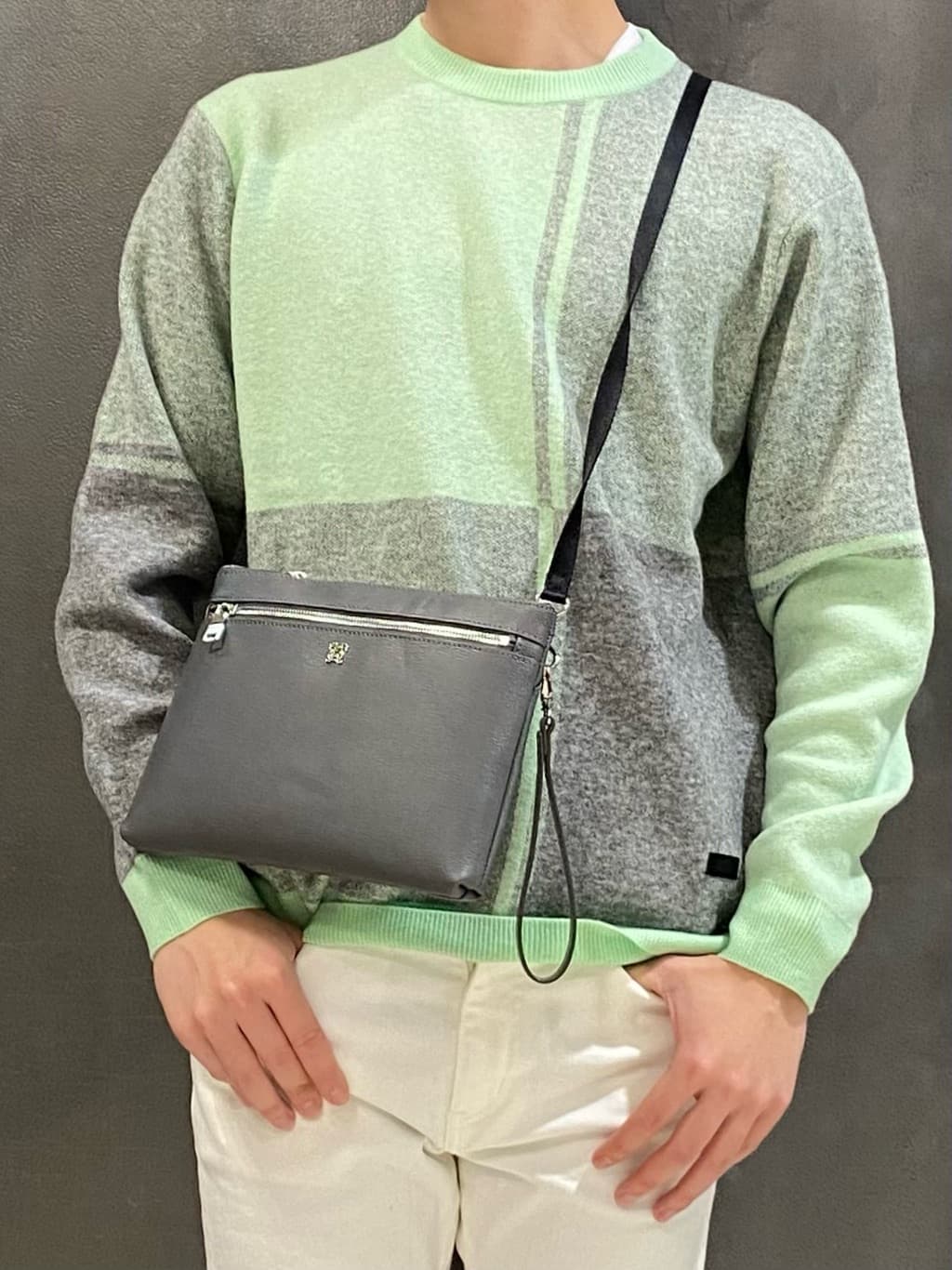 shoumaさんの「TAKEO KIKUCHI｜【Sサイズ～】ストレッチ デニム パンツ」を使ったコーディネート