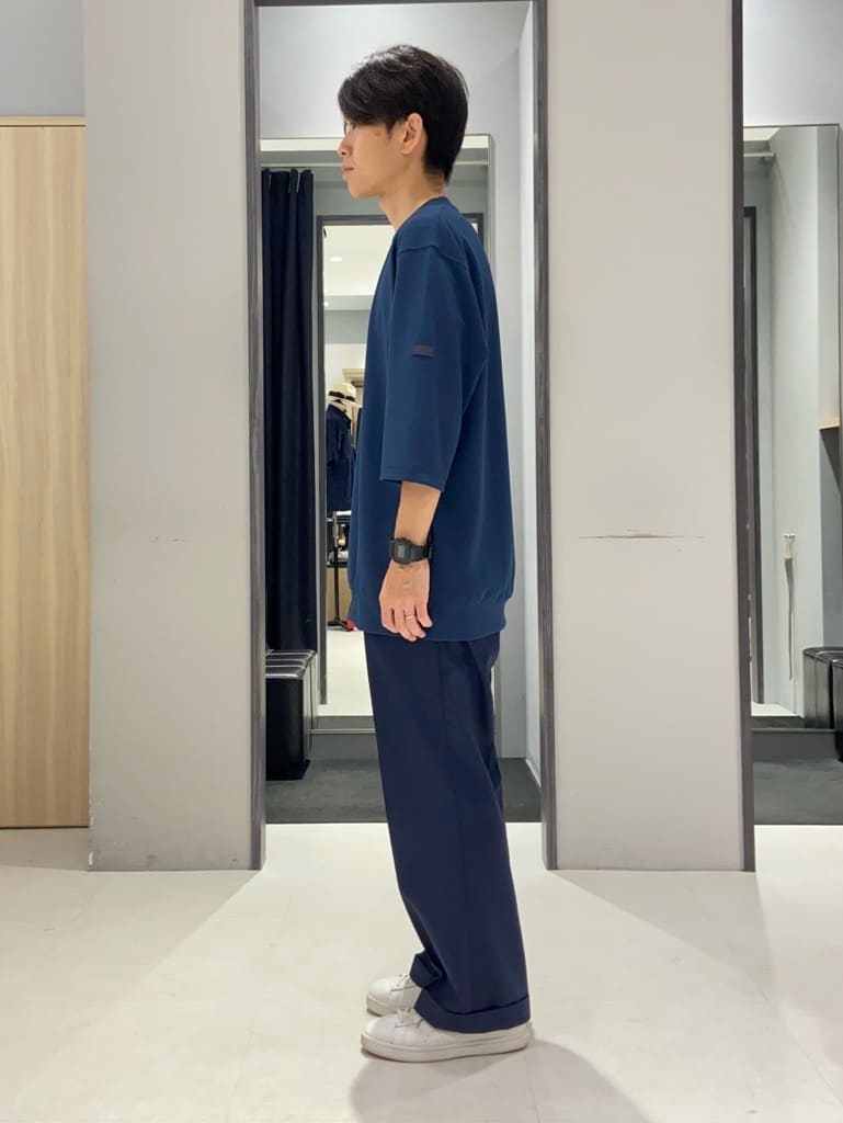 わいずみさんの「TAKEO KIKUCHI｜【Three by Three】シャイニーシャークピンヘッド ベスト / 3ピース対応」を使ったコーディネート