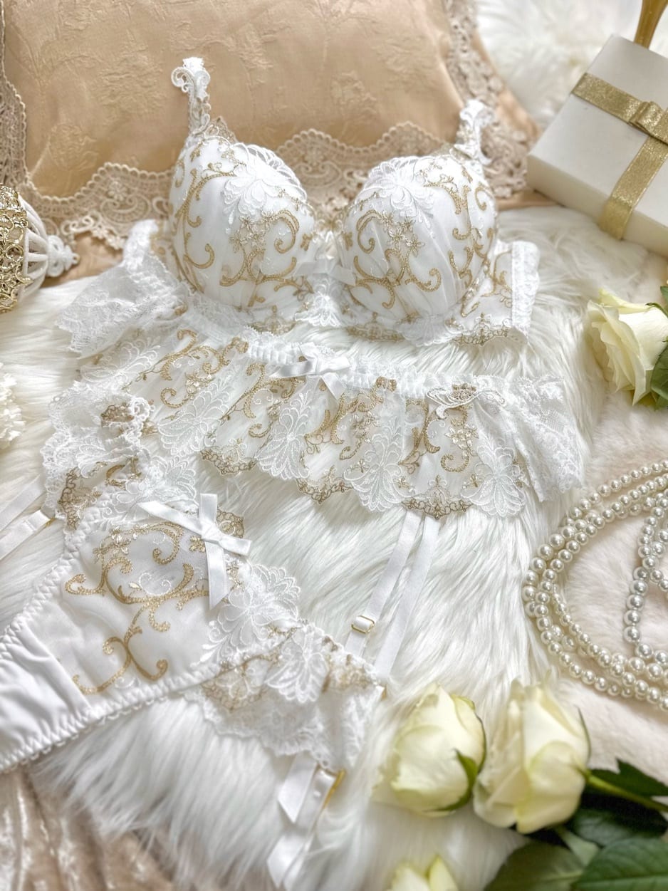 misakiさんの「Risa Magli｜シュトレン ブラジャー」を使ったコーディネート