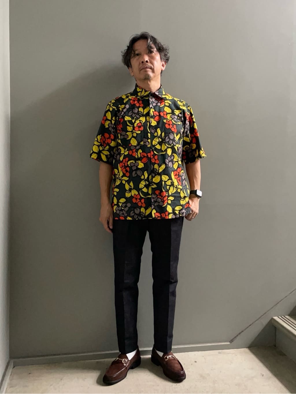 デザイナーTAKEman さんの「TAKEO KIKUCHI｜【DARJEELING】スーツケース Sサイズ」を使ったコーディネート