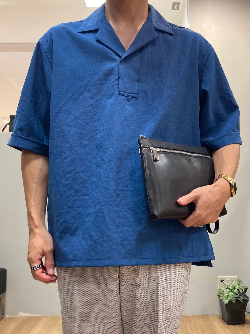 シュンさんの「TAKEO KIKUCHI｜【尾州織】リネンブレンド メッシュパンツ」を使ったコーディネート