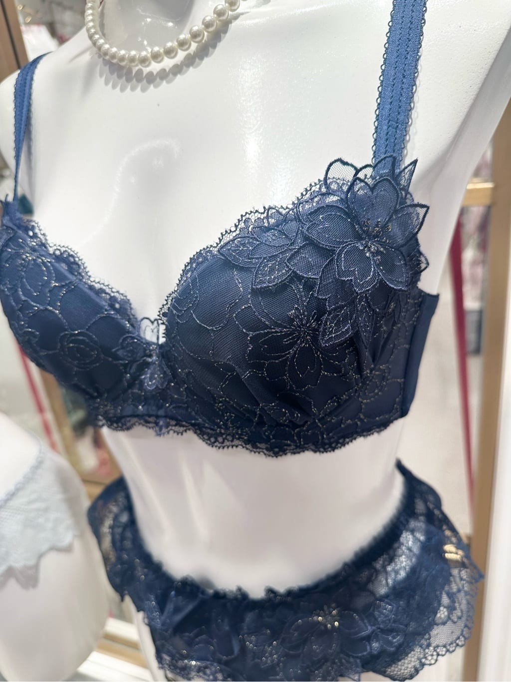 nishiさんの「Risa Magli｜ジョエル ブラジャー」を使ったコーディネート