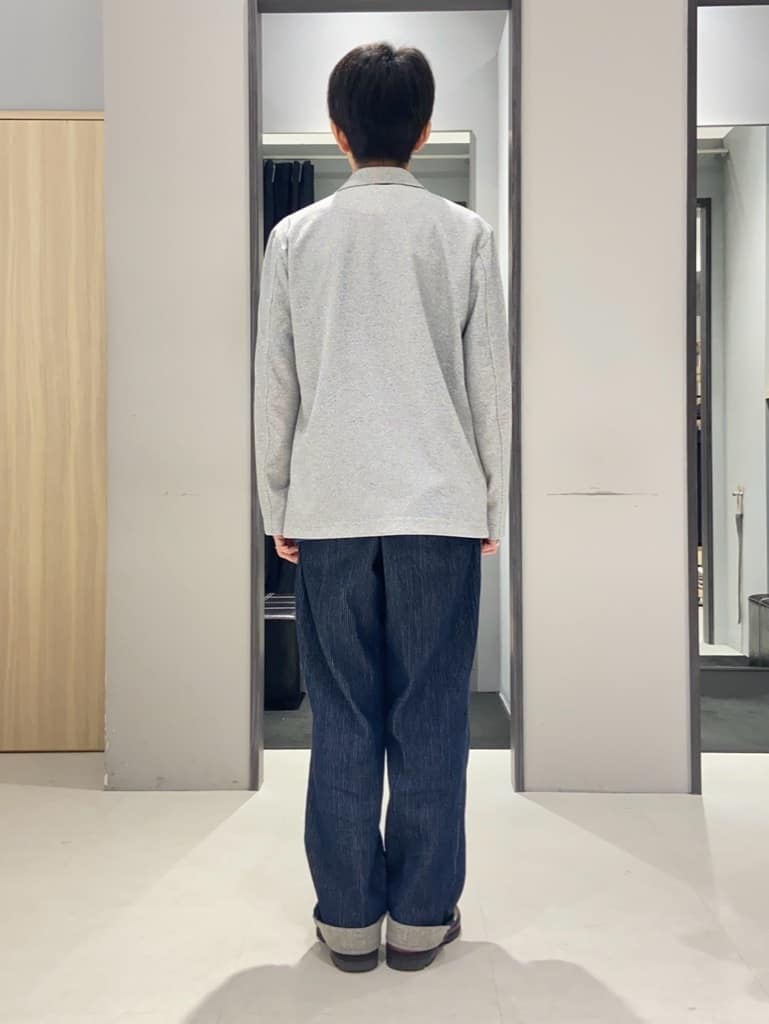 わいずみさんの「TAKEO KIKUCHI｜【抗菌防臭／5サイズ展開】ハイゲージポンチ Tシャツ」を使ったコーディネート