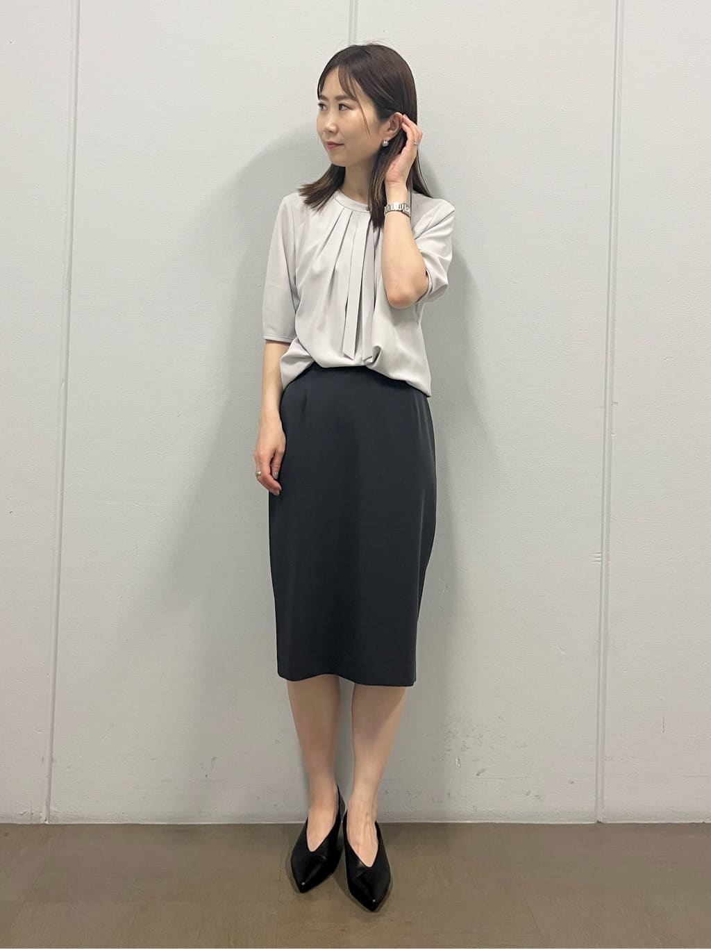 shokoさんの「INDIVI｜【定番スーツ/洗える/UVケア】ストレッチノーカラージャケット」を使ったコーディネート
