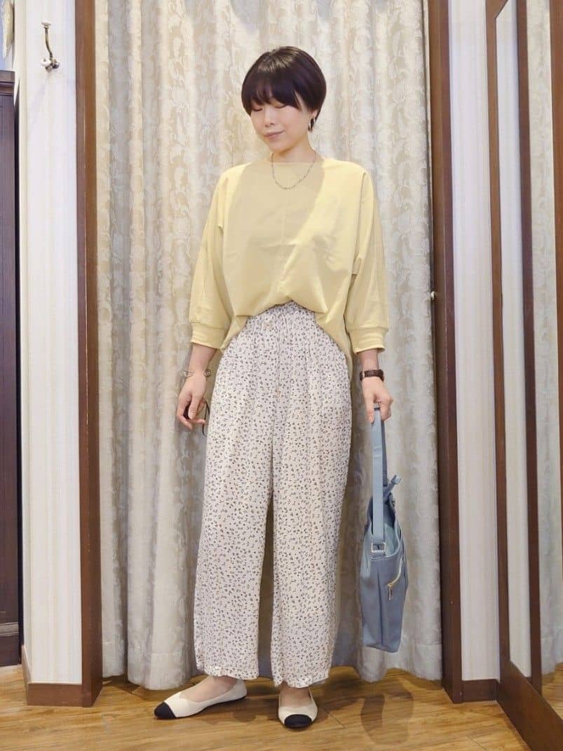 ERIKOさんの「SHOO･LA･RUE｜【プレゼントにも】毎日持ちたい ポケット切り換えショルダーバッグ」を使ったコーディネート