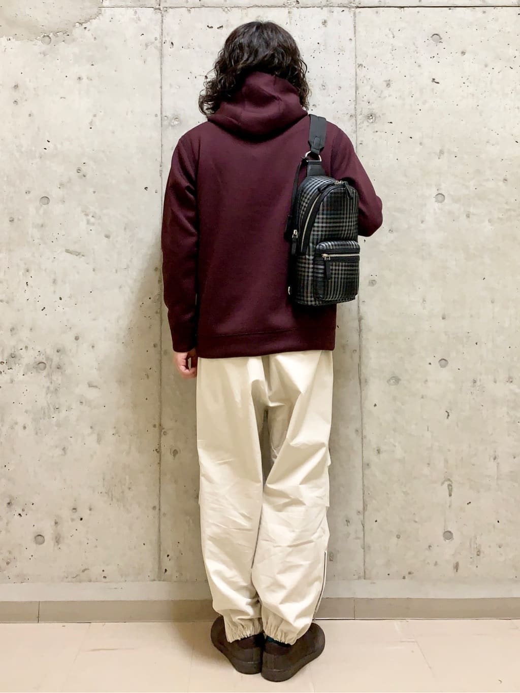 木村剛さんの「TAKEO KIKUCHI｜【Sサイズ～】エアダン プルオーバー パーカ」を使ったコーディネート