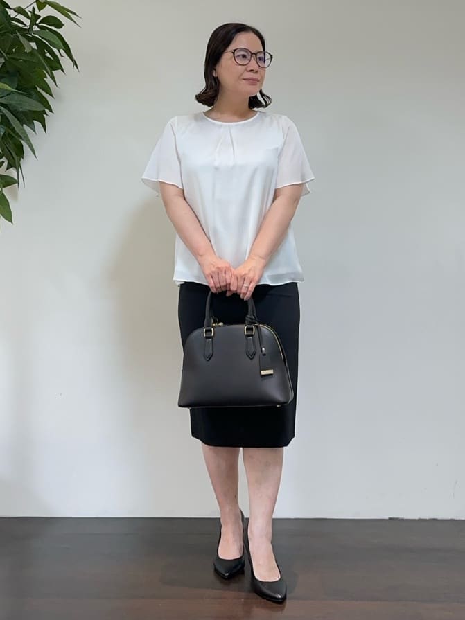 Asamiさんの「UNTITLED｜【軽くて快適！】ウール混 ストレッチテーラードジャケット」を使ったコーディネート