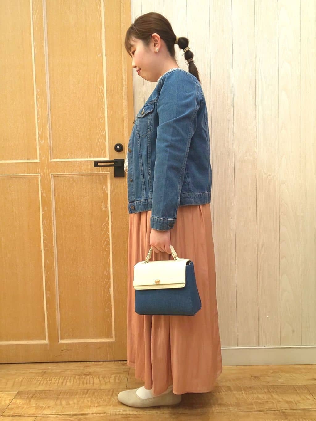 こっとんさんの「SHOO･LA･RUE｜」を使ったコーディネート