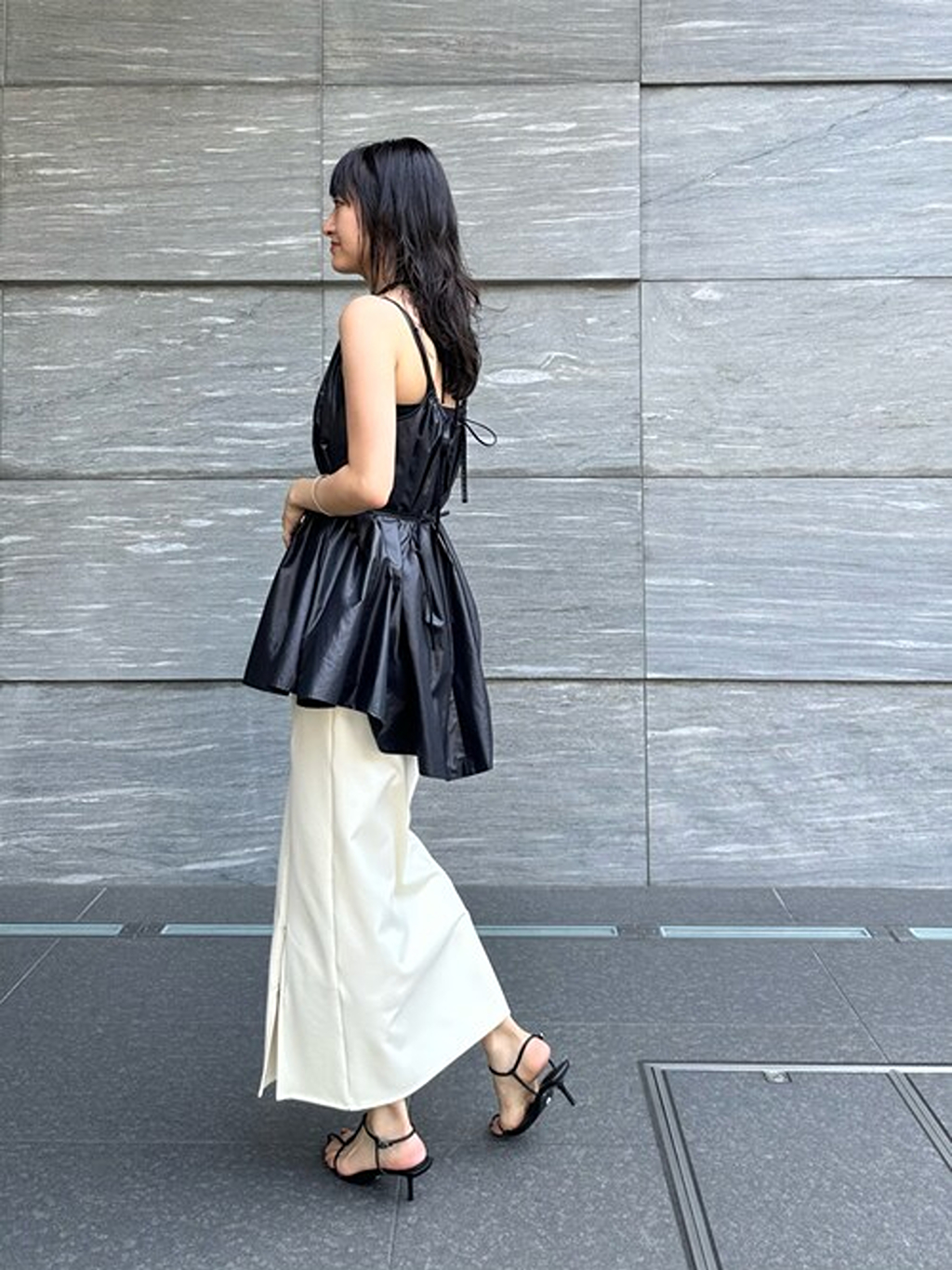harunaさんの「CODE A｜slit jersey skirt」を使ったコーディネート