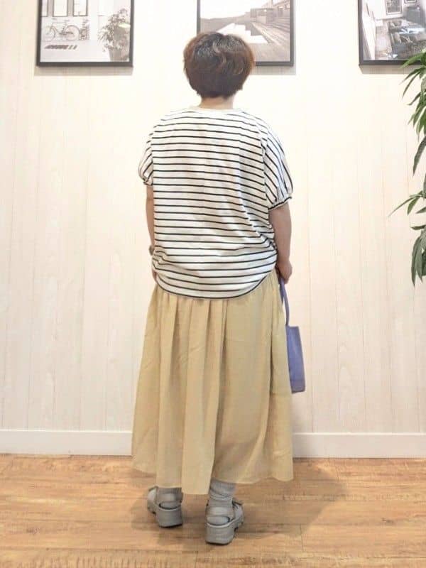 エリオットさんの「SHOO･LA･RUE｜」を使ったコーディネート